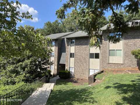 3636 Taliluna Ave, Knoxville, TN 37919