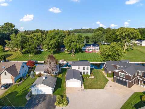 8092 E Quiet Harbor Drive, Syracuse, IN 46567