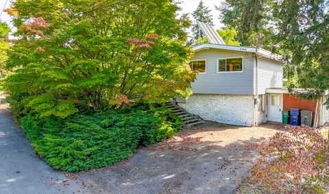 11910 18th Ave SW, Burien, WA 98146