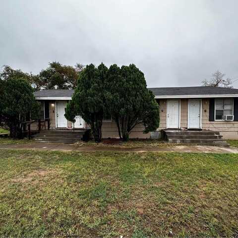 722 N Broadway, Post, TX 79356