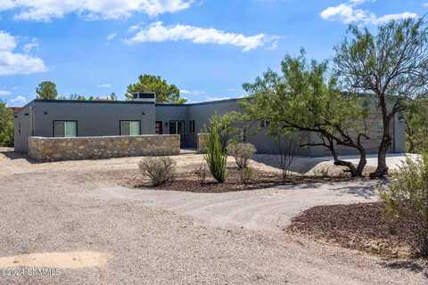 5323 Derringer Road, Las Cruces, NM 88011