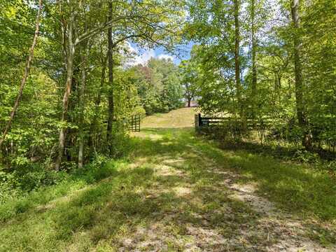 675 Hibbits Lane, London, KY 40741