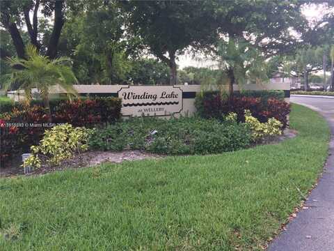 10057 Winding Lake Rd, Sunrise, FL 33351