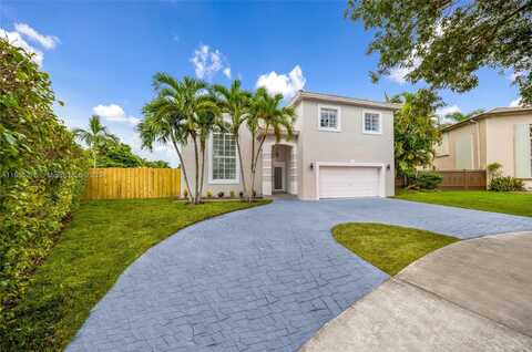 9055 NW 168th Ter, Miami Lakes, FL 33018