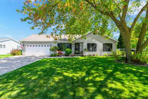 416 Ernest St, Green Lake, WI 54941