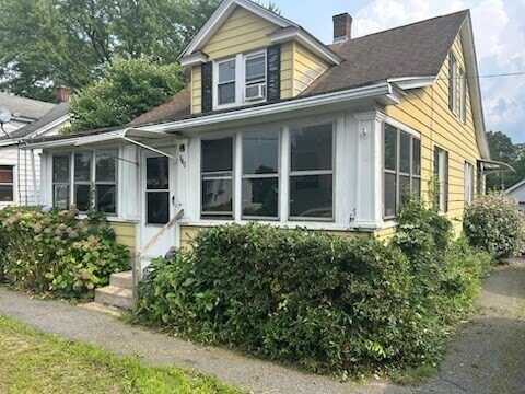 840 East St, Ludlow, MA 01056