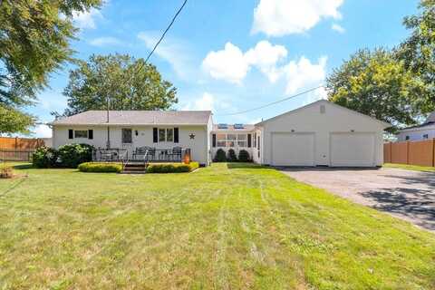 66 Greenleaf St, Fall River, MA 02721