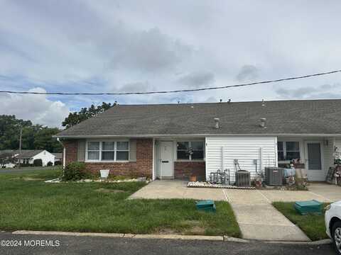 1 Minnesota Drive, Matawan, NJ 07747