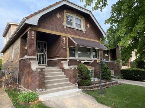 2337 Grove Avenue, Berwyn, IL 60402