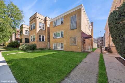 2245 W Morse Avenue, Chicago, IL 60645