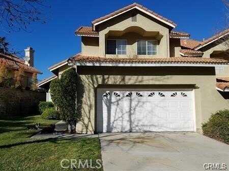 6011 E Queens Drive, Anaheim Hills, CA 92807