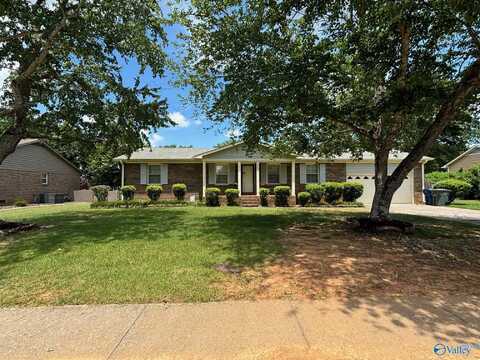 2204 Noel Drive, Huntsville, AL 35803