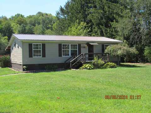 1026 TETER Road, Buckhannon, WV 26201