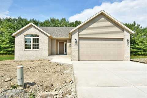 2873 Pebble Creek Court, Cortland, OH 44410