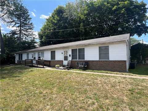 536 Beech Lane NW, New Philadelphia, OH 44663