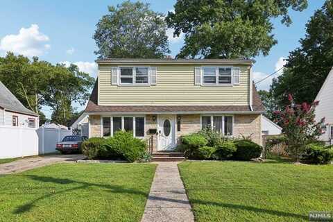 231 Van Buskirk Road, Teaneck, NJ 07666