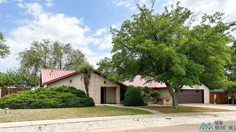 701 Cobean Drive, Roswell, NM 88201