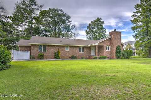 902 Plantation Drive, New Bern, NC 28562