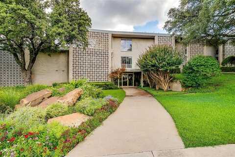 2301 Ridgmar Plaza, Fort Worth, TX 76116