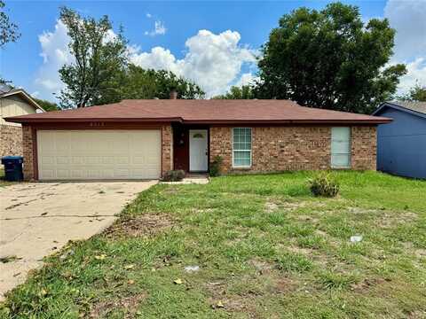 6513 Vega Drive, Fort Worth, TX 76133