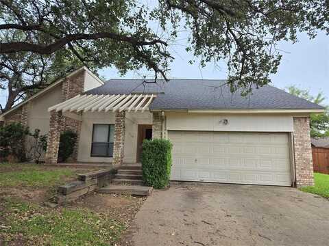 719 Hinsdale Drive, Arlington, TX 76006