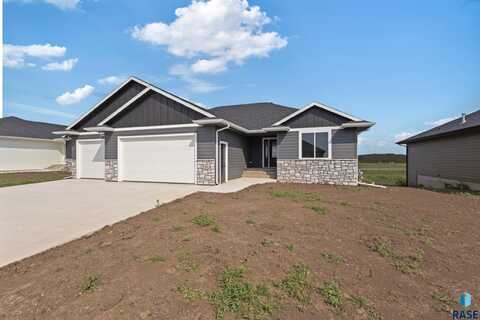 834 S Melissa Ave, Harrisburg, SD 57032