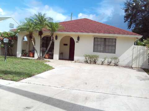 713 Highland Drive, West Palm Beach, FL 33405