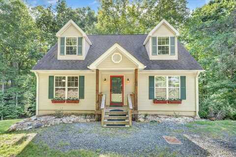 1113 Striper CT, Moneta, VA 24121