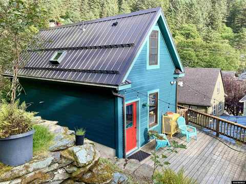 619 East Street, Juneau, AK 99801