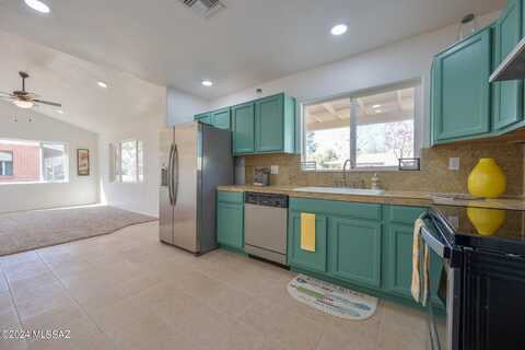 1508 N Cloverland Avenue, Tucson, AZ 85712