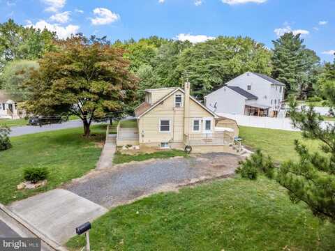 828 BEECHWOOD AVENUE, CHERRY HILL, NJ 08002