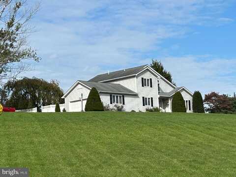 1319 SHADY LANE, TAMAQUA, PA 18252