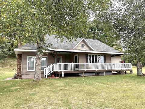 308 12th, Norway, MI 49870