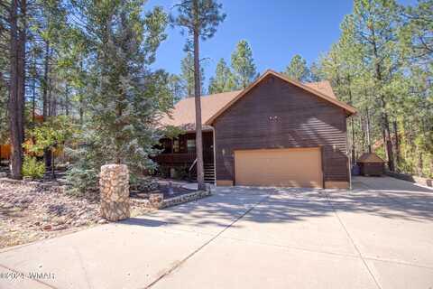 2745 Blue Lake Circle, Pinetop, AZ 85935