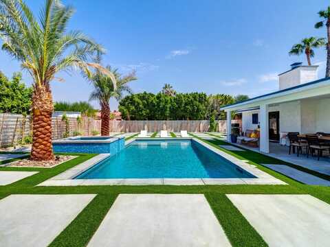 2488 E Desert Park Avenue, Palm Springs, CA 92262