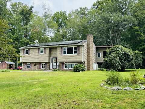 25 Roger Road, Griswold, CT 06351