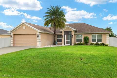 1012 Agnes Avenue, Lehigh Acres, FL 33971