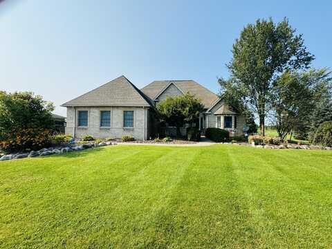 315 Dama View Court, Howell, MI 48855