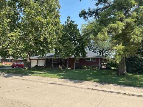 1912 McKinney, Great Bend, KS 67530