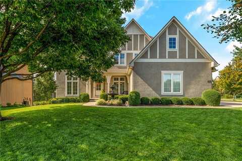 9331 W 157th Terrace, Overland Park, KS 66221