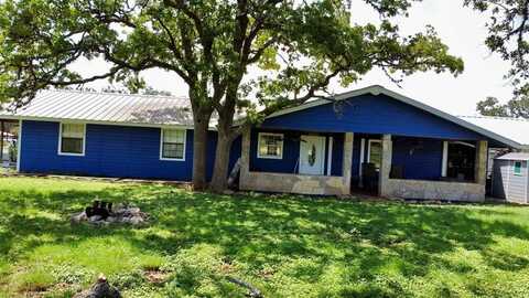 524 Elmwood Dr, Bandera, TX 78003