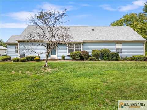 16 Alexander Hamilton Court, Monroe, NJ 08831