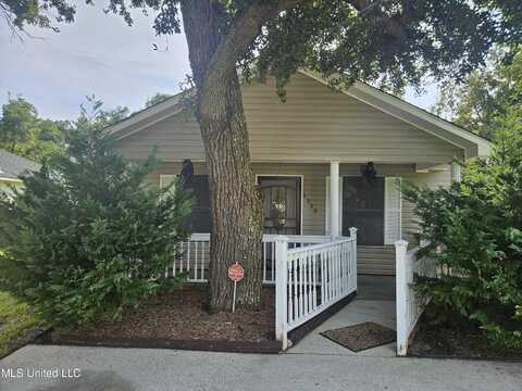 1113 Beach Avenue, Gulfport, MS 39501