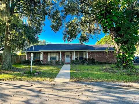 426 LANIER LANE, WINTER HAVEN, FL 33884