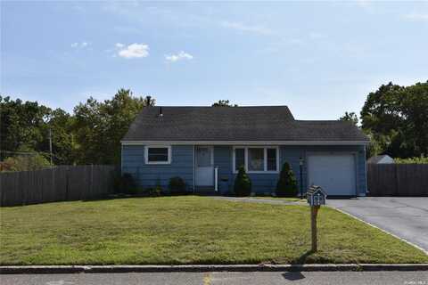 3 Norton Avenue, Port Jefferson Station, NY 11776