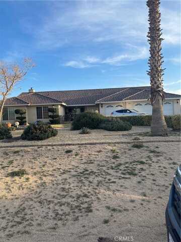 18935 Caballero Road, Apple Valley, CA 92308