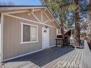 358 San Bernardino Avenue, Sugarloaf, CA 92386