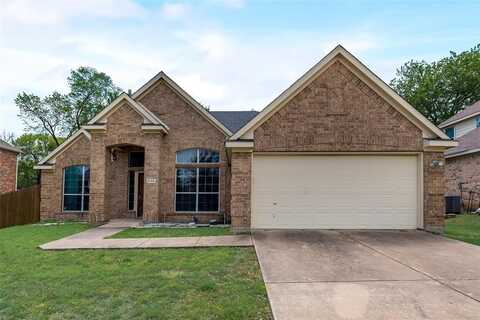 630 Oak Creek Drive, Cedar Hill, TX 75104