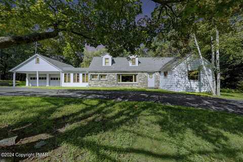 716 White Oak Road, Cresco, PA 18326