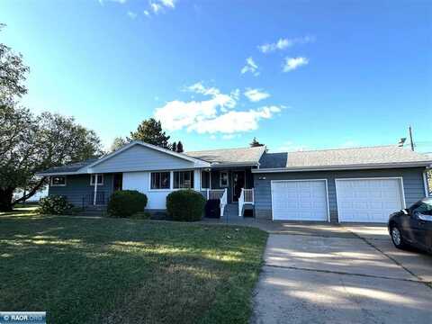 43 Cypress Blvd, Babbitt, MN 55706